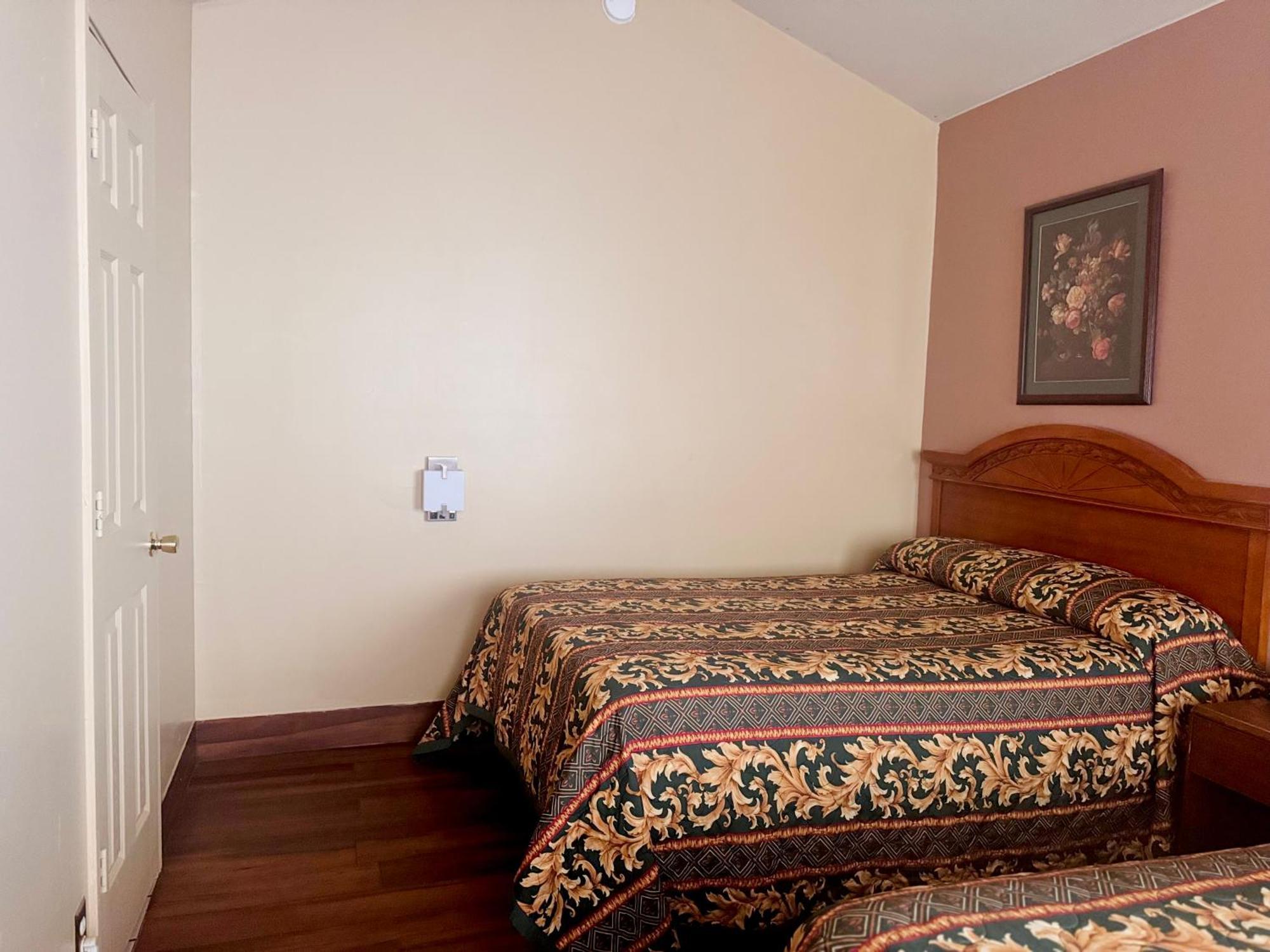 Payless Inn Kingfisher المظهر الخارجي الصورة